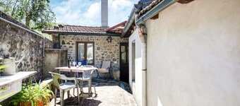 Farmhouse in Italy with Private Terrace