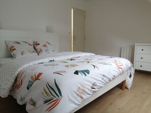 3 soverom, reiseseng for barn, wi-fi (inkludert) og sengetøy