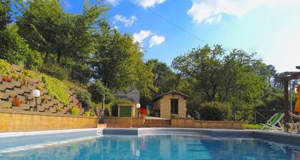 Hütte in Marche nahe Skipisten