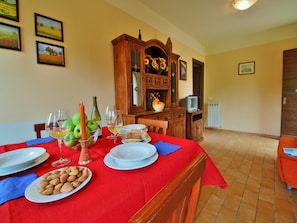 Interior - Apartment in Marche with Pool and Privacy (Apecchio)