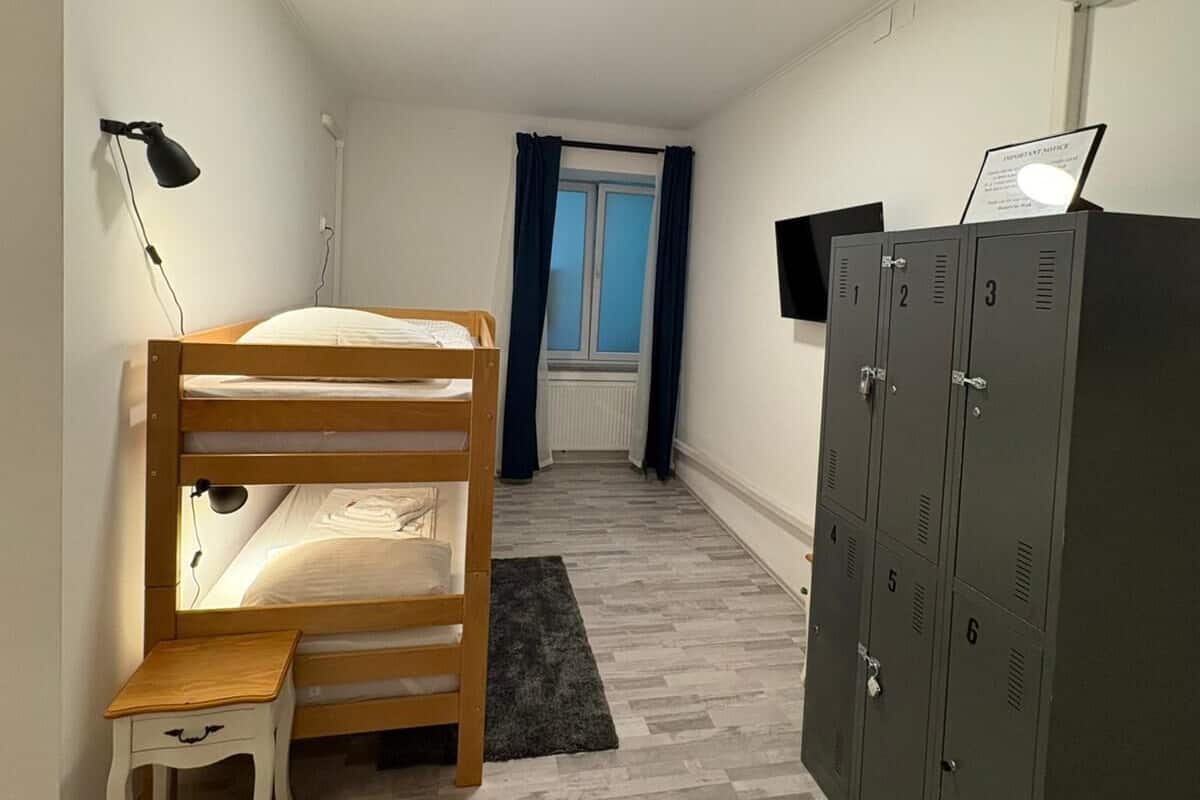 Classic Shared Dormitory, Men only | Desk, laptop workspace, free WiFi, bed sheets