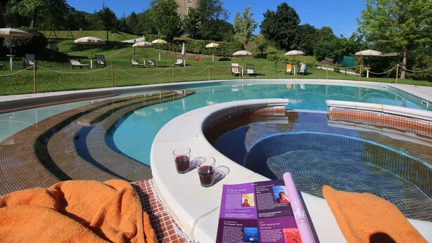 Pool - Apartment in Marche with Pool Access (Apecchio)