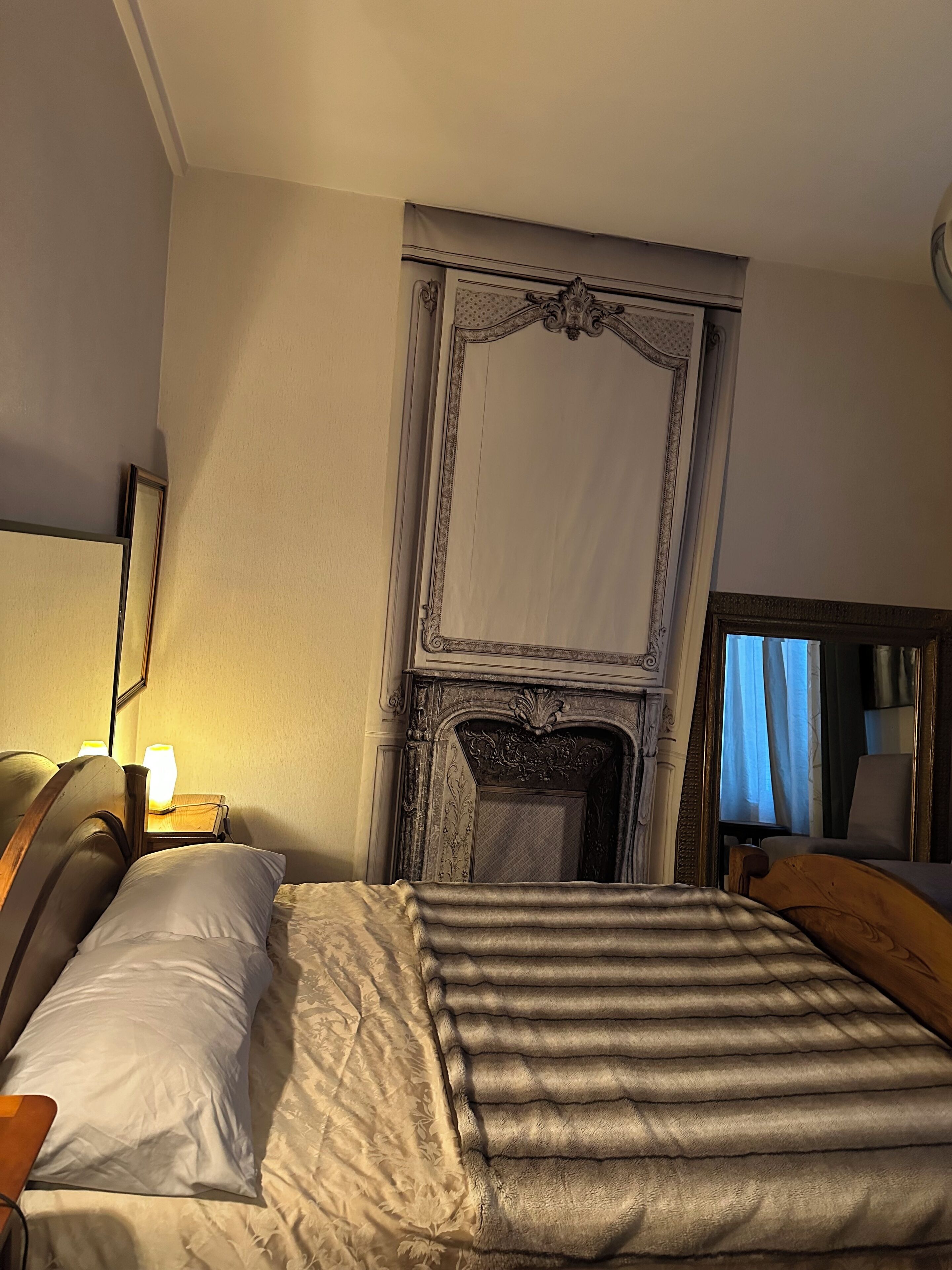 7 bedrooms, iron/ironing board, WiFi, bed sheets