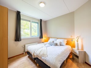 3 室のベッドルーム、WiFi