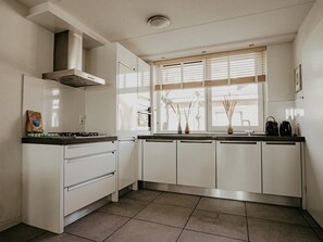 Fridge, microwave, dishwasher