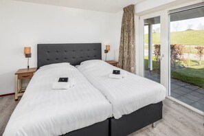 8 chambres, accès au Wi-Fi (inclus)