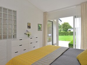 4 bedrooms, WiFi