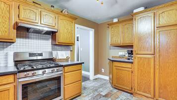 House (4 Bedrooms) | Bahagian dalam