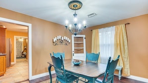 Nhà (4 Bedrooms) | Nội thất