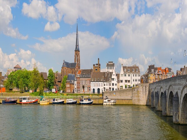 Marina/club náutico