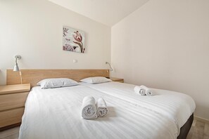 2 bedrooms, internet