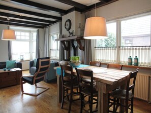 Dining - Holiday Home in Nijeberkoop near Nature (Nijeberkoop)