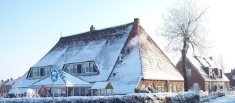 Farmhouse in Holwerd near the Sea