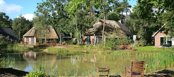 Cozy Nature Retreat with Dishwasher