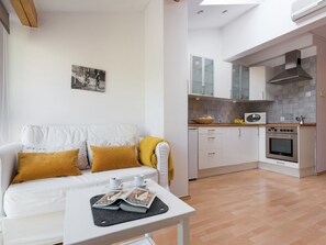 Living area - Apartment in Krakow near Old Town (Kraków)