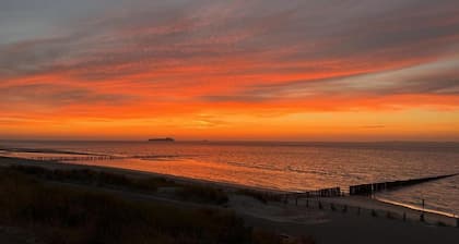 Cozy Chalet Near Breskens Sea