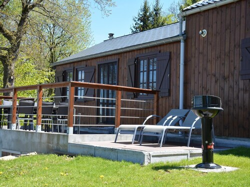 Charming Chalet in Vielsalm