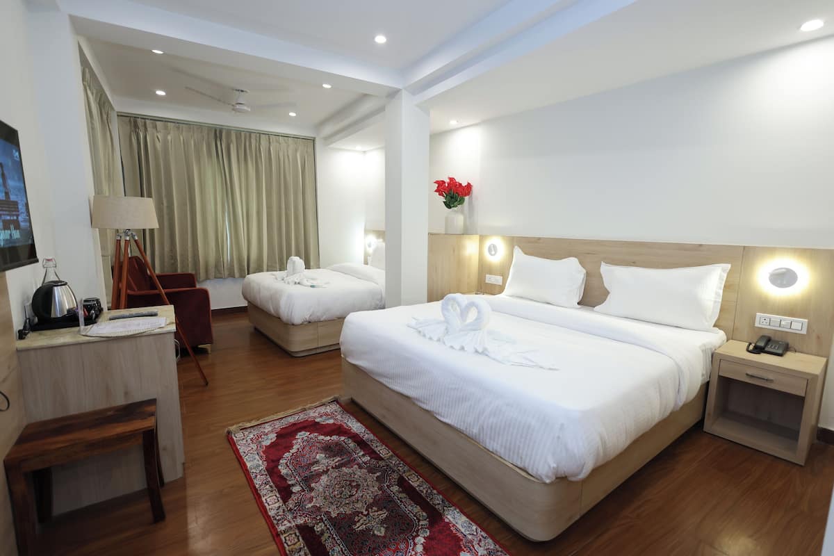 Triple Room, City View | Cadar kapas Mesir, peralatan tempat tidur premium