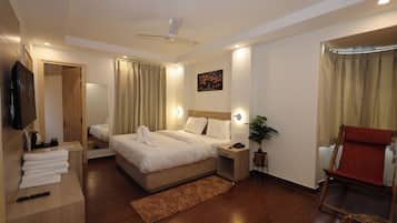 Superior Triple Room, Mountain View