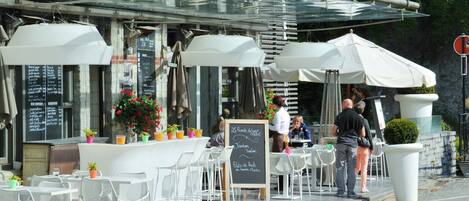 Ristorazione all'aperto