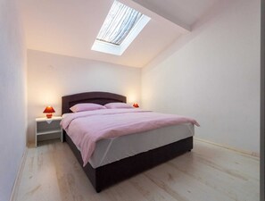 2 室のベッドルーム、WiFi