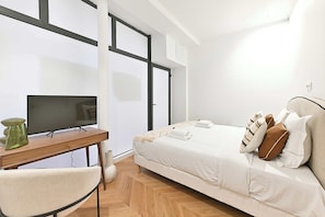 1 bedroom, iron/ironing board, travel cot, WiFi
