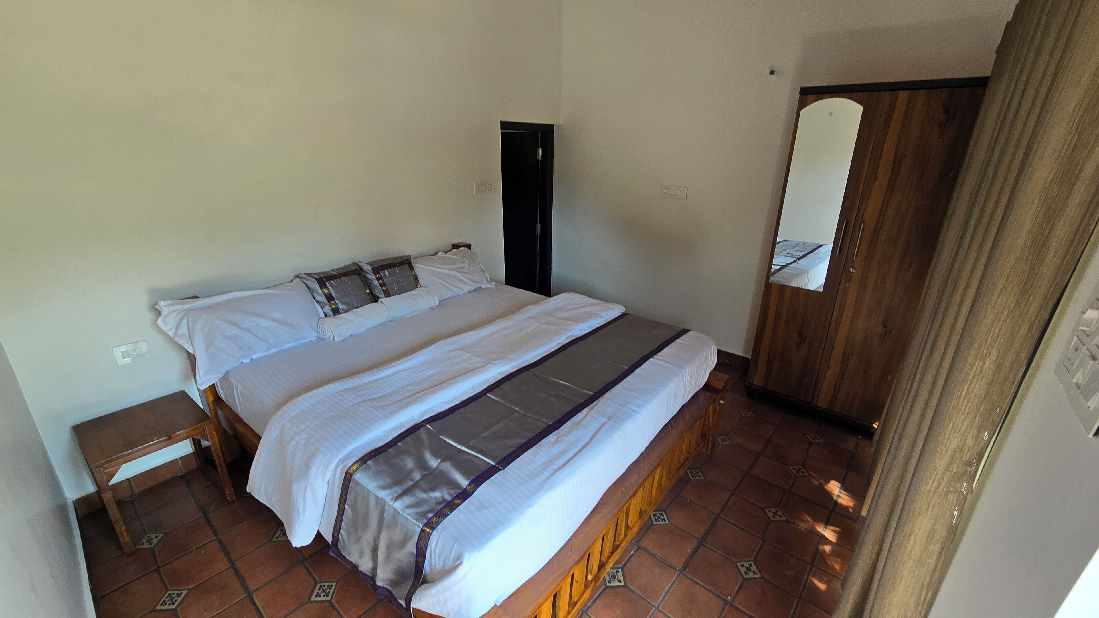 Classic Room | Blackout curtains, iron/ironing board