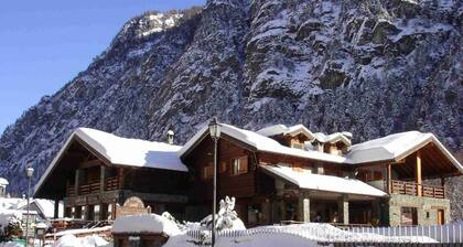 Apartment in Antey-Saint-André near Ski Lift