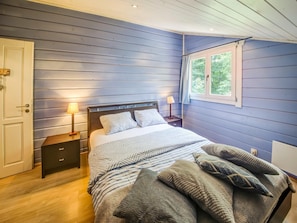 5 bedrooms, WiFi