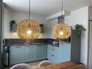 Fridge, microwave, dishwasher, coffee/tea maker