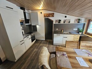 Microwave, stovetop, dishwasher