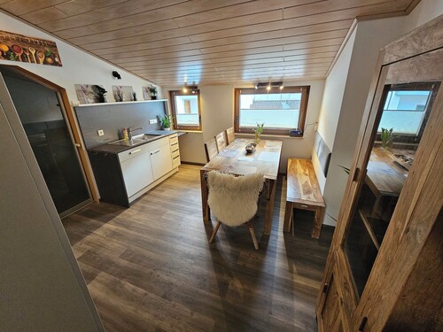 Schöne Ferienwohnung am Waldrand mit drei Schlafzimmern.