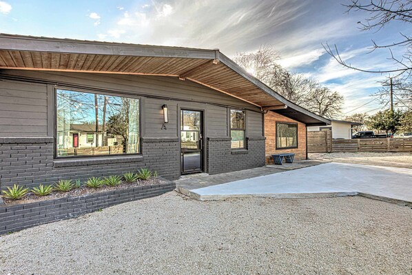 Exterior - Trendy Stay for 12 w/Hot Tub, Mins to DT + 6th St! (Austin)