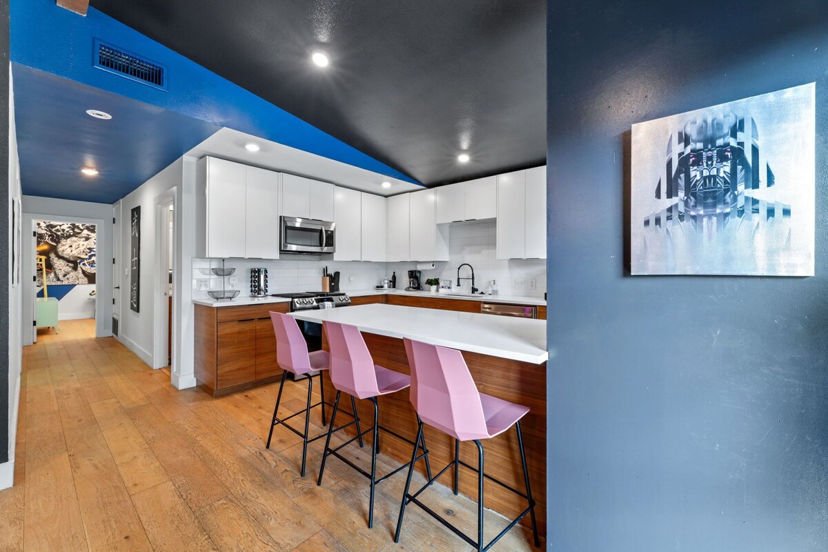 Photo 6 of Dream Stay w/ Pool & Hotub for up to 20 Guests, Mins to DT Austin!