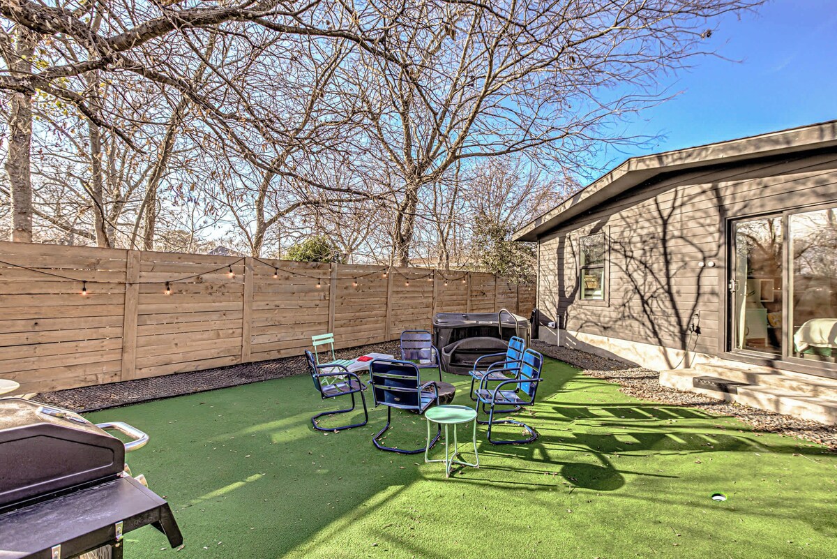 Photo 25 of Dream Stay w/ Pool & Hotub for up to 20 Guests, Mins to DT Austin!