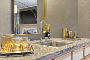 Interior - Ozark Retreat at the Pointe (Branson)