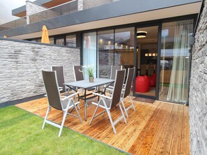Outdoor dining - Apartment in Neukirchen near Ski Lift (Neukirchen am Großvenediger)