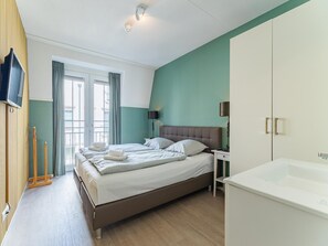 3 bedrooms, WiFi