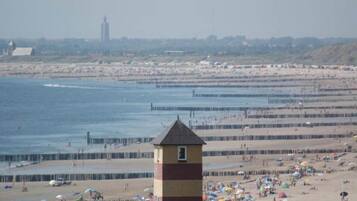 Una spiaggia nelle vicinanze