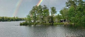 Cold Stream Cottage: A Serene Lakeside Escape