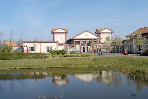 Villa nahe Zeeland-Strand im Ferienpark