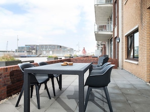 Outdoor dining - Apartment near Scheveningen Beach (Den Haag)