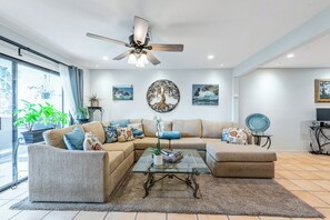 Smart-tv en een open haard