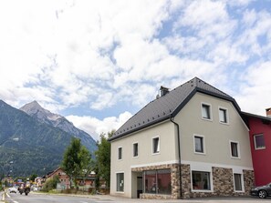 Exterior - Apartment in Kötschach near Nassfeld Ski Area (Kötschach-Mauthen)