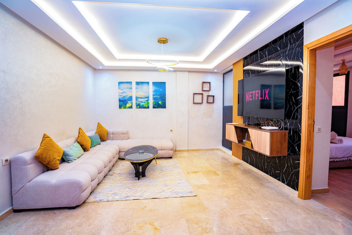 Attico Comfort | Area soggiorno | TV