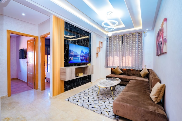 Deluxe Apartment | Living area