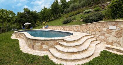 Appartement à Furlo avec Piscine Salée