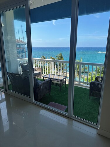 Whispering seas villa