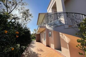 Exterior - Primavera Retreat (Chania Town)