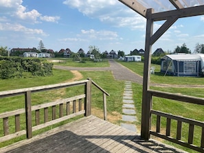Property grounds - Friesland Chalet near the watershore (De Veenhoop)